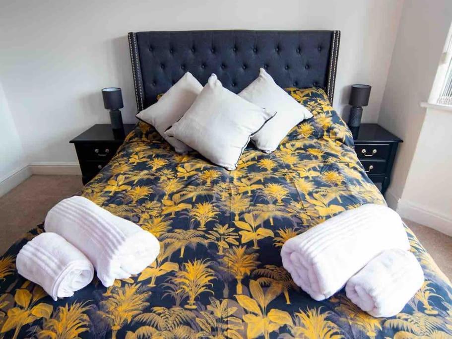 1 Bedroom Self Contained Apartment In Christchurch Winkton Extérieur photo